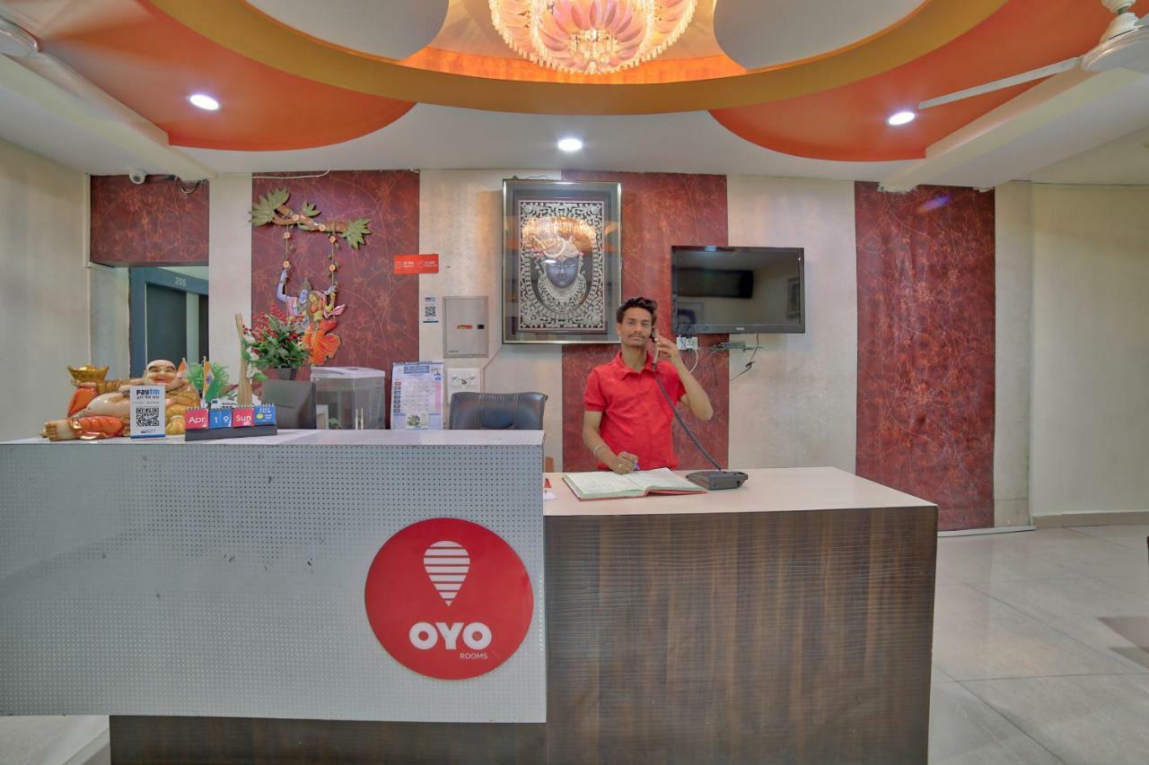 OYO 35538 Hotel Risha Chandrapur Exterior foto